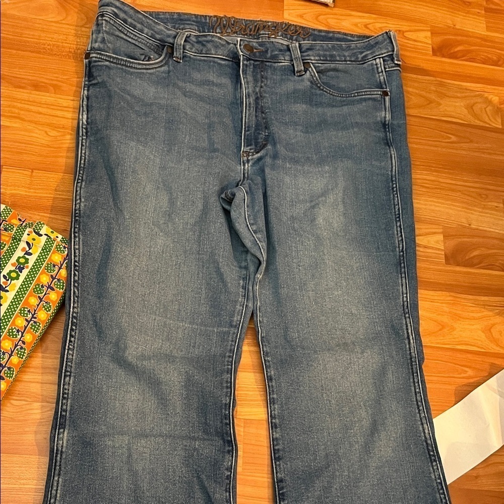 Wrangler Retro Flair Vintage Size 33"X36"